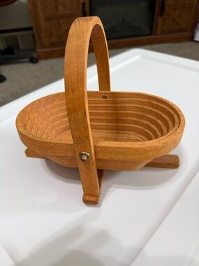 Hand Made Collapsing Wooden Basket/Bowl by Robert Whittmann
